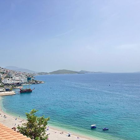 Tini Sea View Apartment Sarandë Buitenkant foto