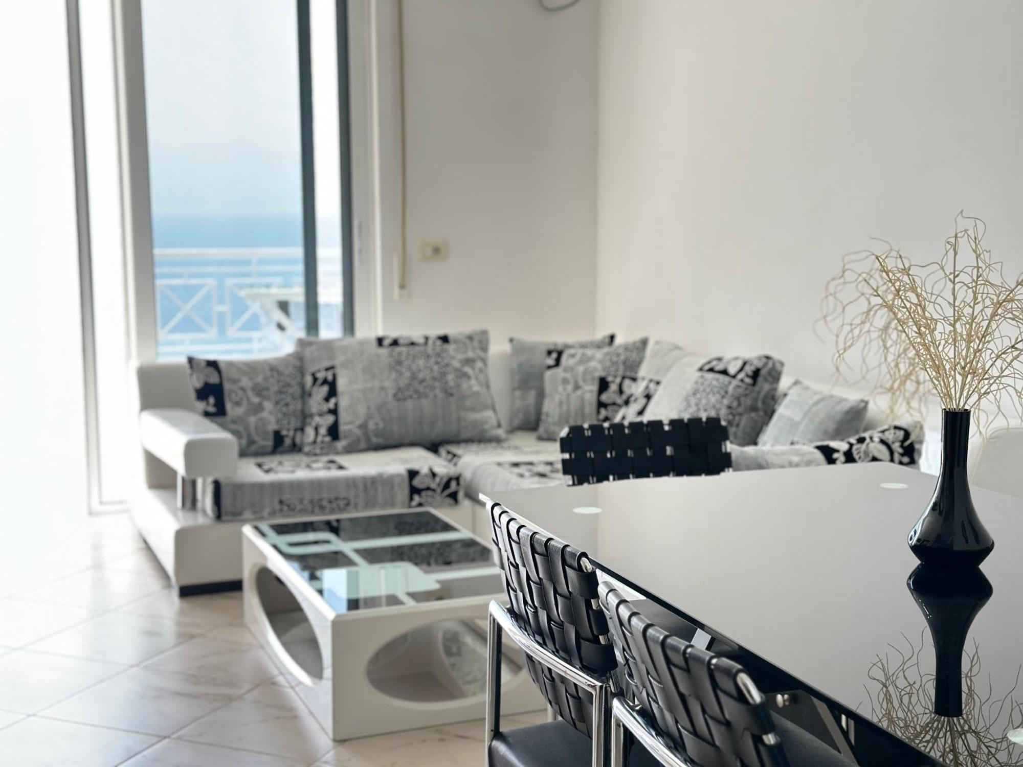 Tini Sea View Apartment Sarandë Buitenkant foto